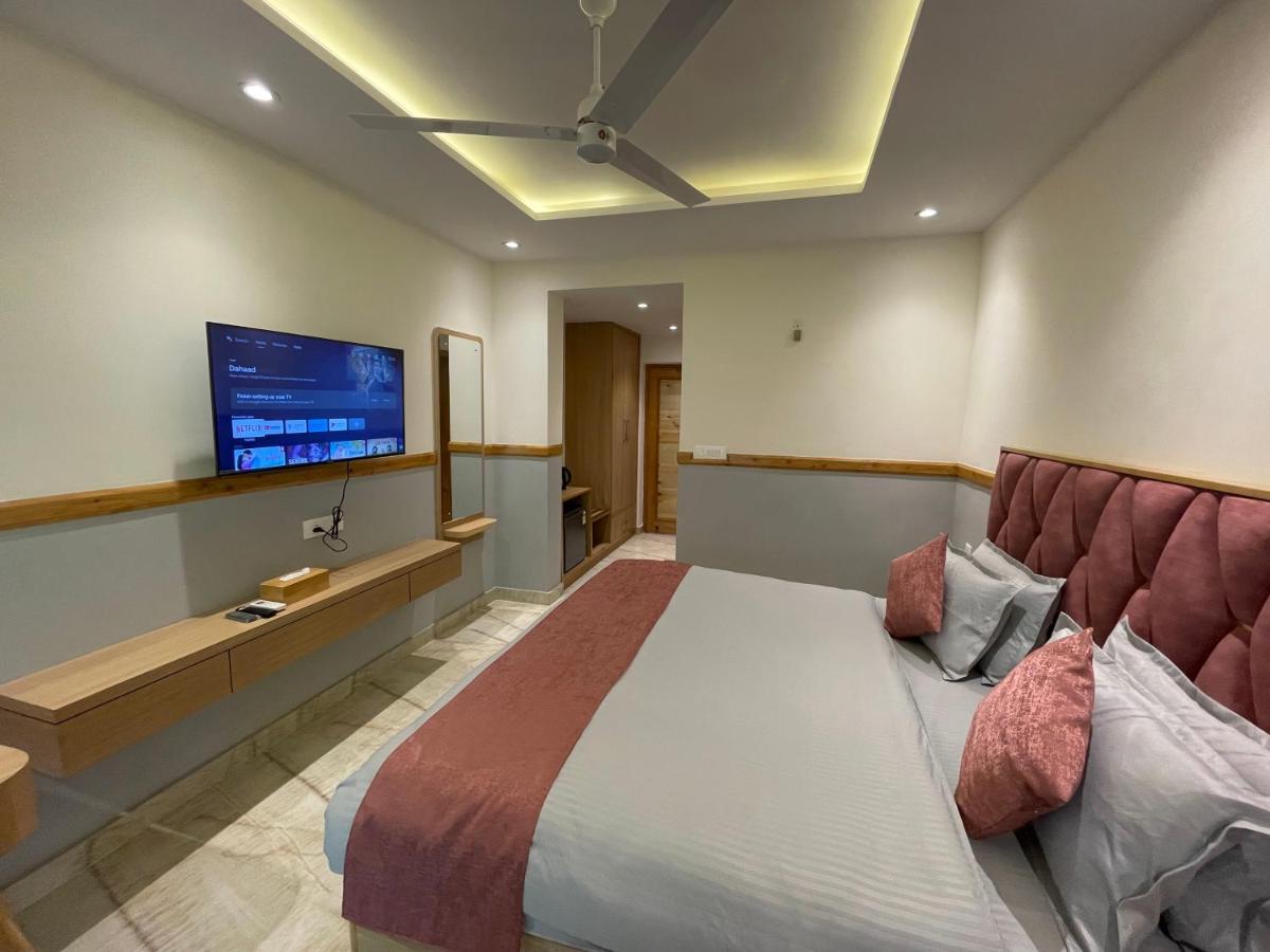 The Cocoon Bed and Breakfast Ντεχραντούν Εξωτερικό φωτογραφία