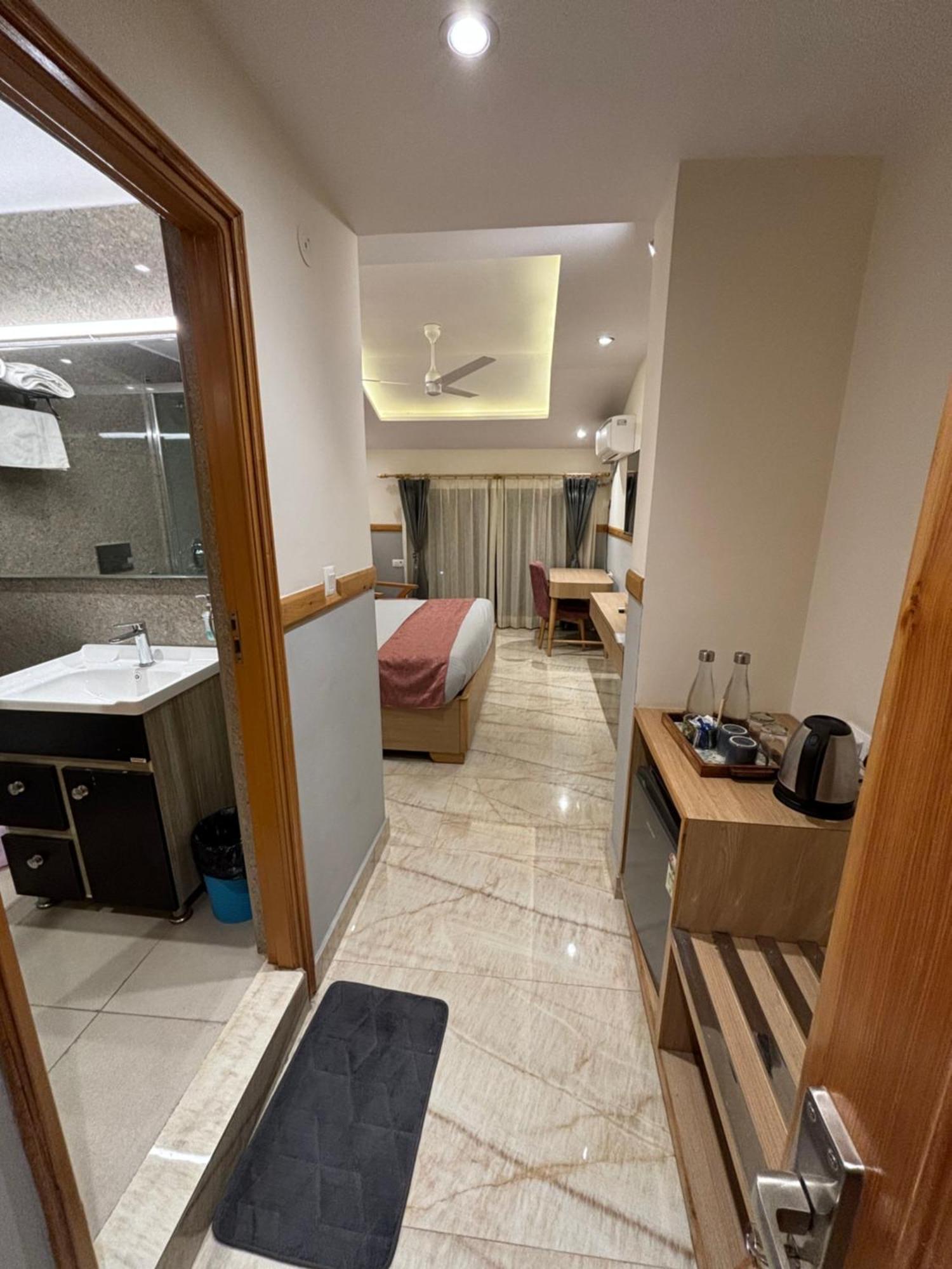 The Cocoon Bed and Breakfast Ντεχραντούν Εξωτερικό φωτογραφία